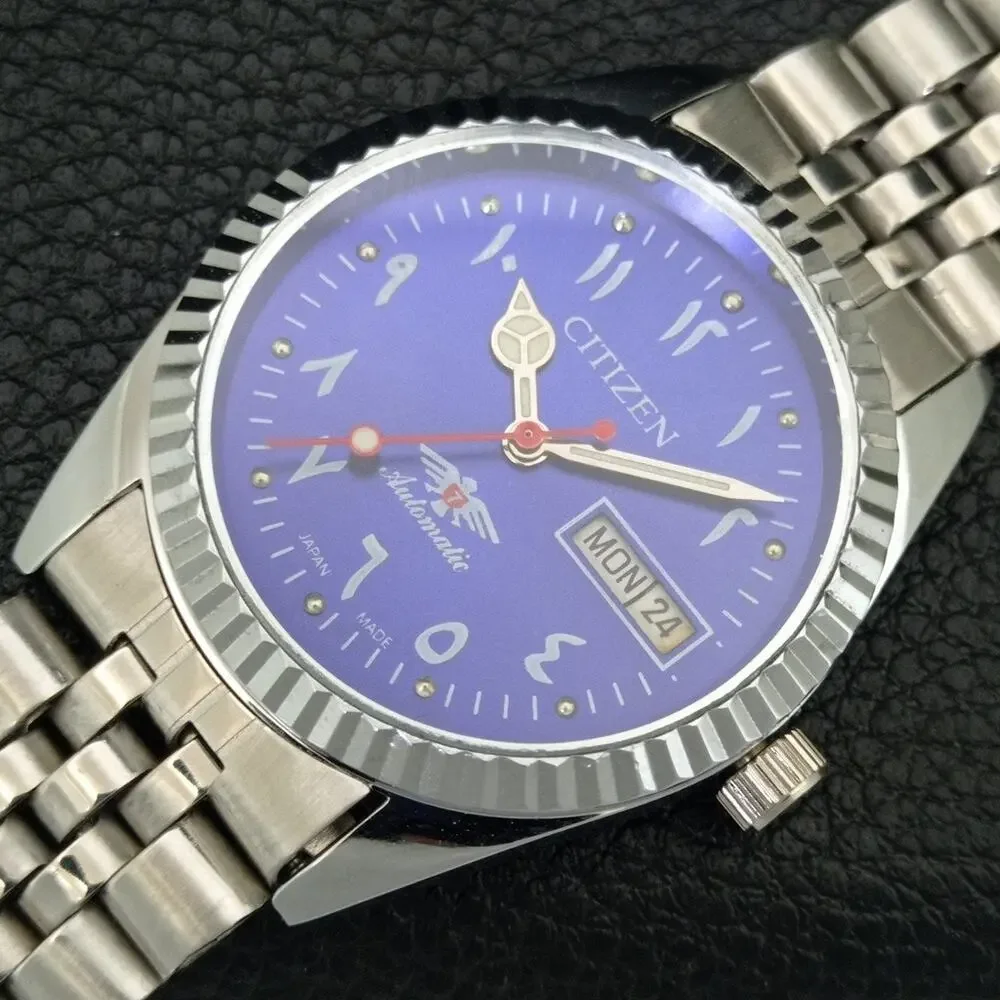 Vintage 1977 Citizen Automatic Mens Silver Watch W/daydate & Arabic accents